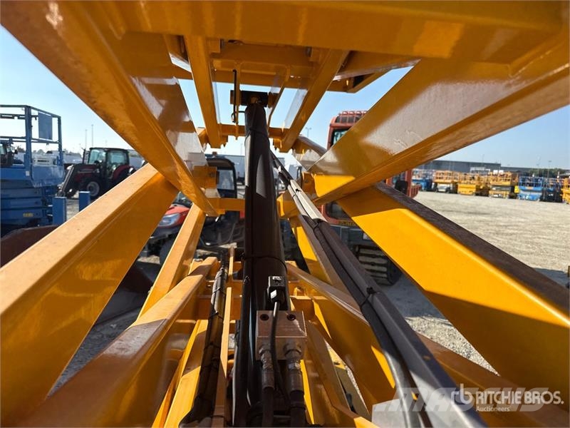 Haulotte Compact12 Electric Scissor Lift Scissor lifts