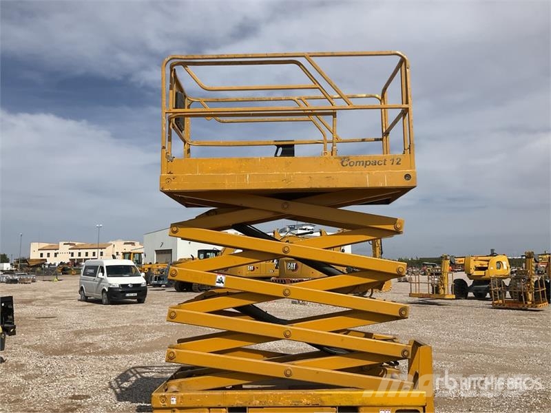 Haulotte Compact12 Electric Scissor Lift Ollós emelők