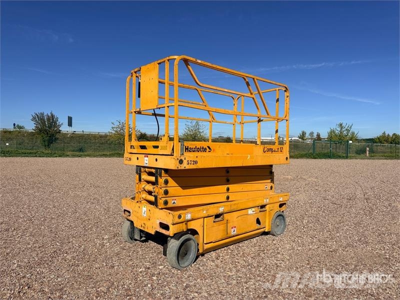 Haulotte Compact12 Electric Nacelle Ciseaux Scissor Lift Scheren-Arbeitsbühnen