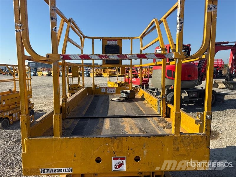 Haulotte Compact12 Electric Scissor Lift Scissor lifts