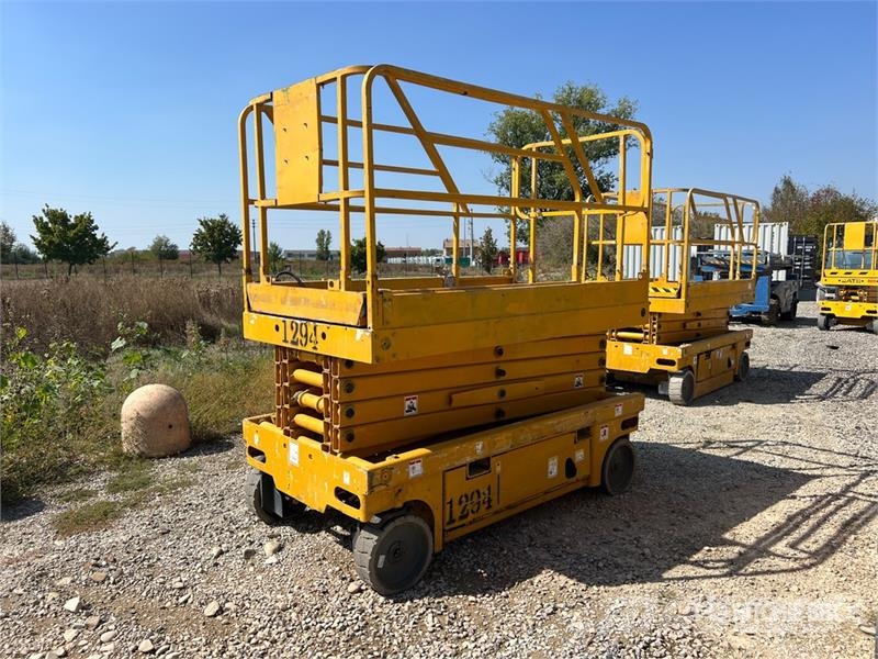 Haulotte Compact12 Scissor Lift (Inoperable) Ανυψωτήρες ψαλιδωτής άρθρωσης