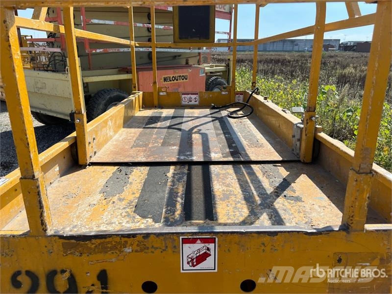 Haulotte Compact12 Scissor Lift (Inoperable) Ανυψωτήρες ψαλιδωτής άρθρωσης