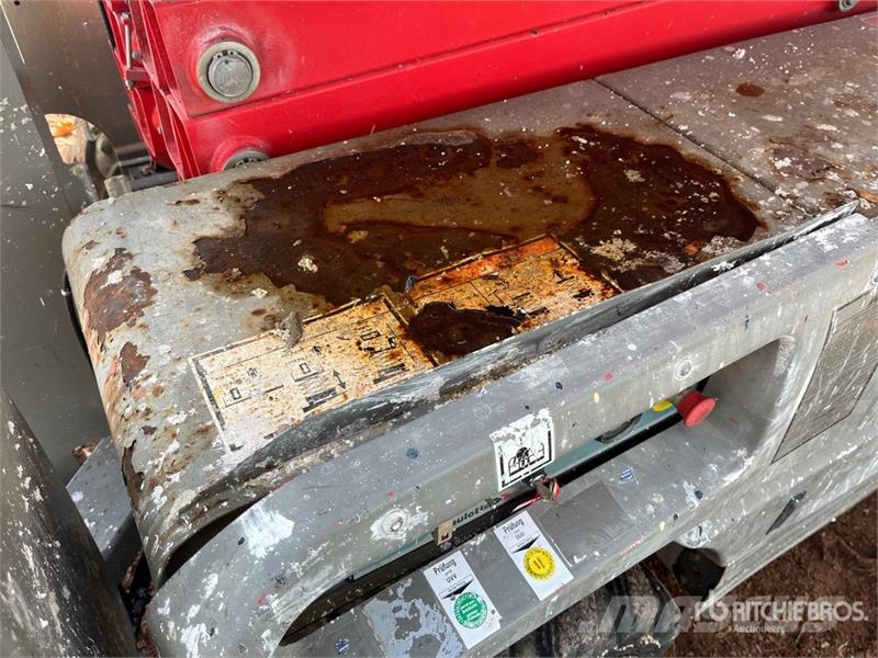 Haulotte Compact12DX 4x4 Diesel Scissor Lift Šķerveida pacēlāji