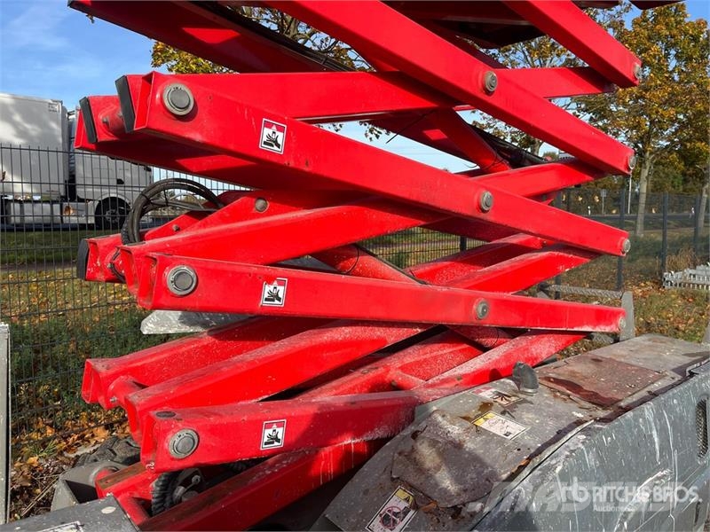 Haulotte Compact12DX 4x4 Diesel Scissor Lift Šķerveida pacēlāji