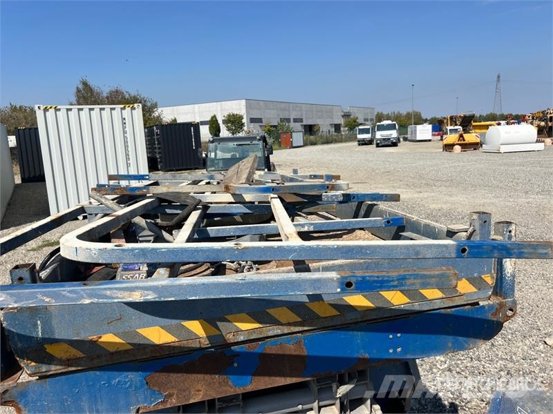 Haulotte Compact12DX Diesel Scissor Lift (Inoperable) Saxlifte