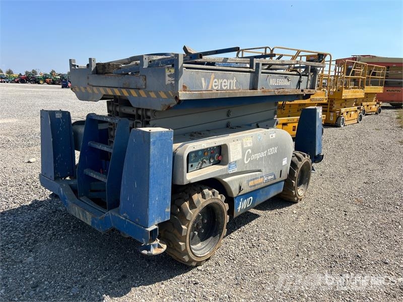 Haulotte Compact12DX Diesel Scissor Lift (Inoperable) Saxlifte