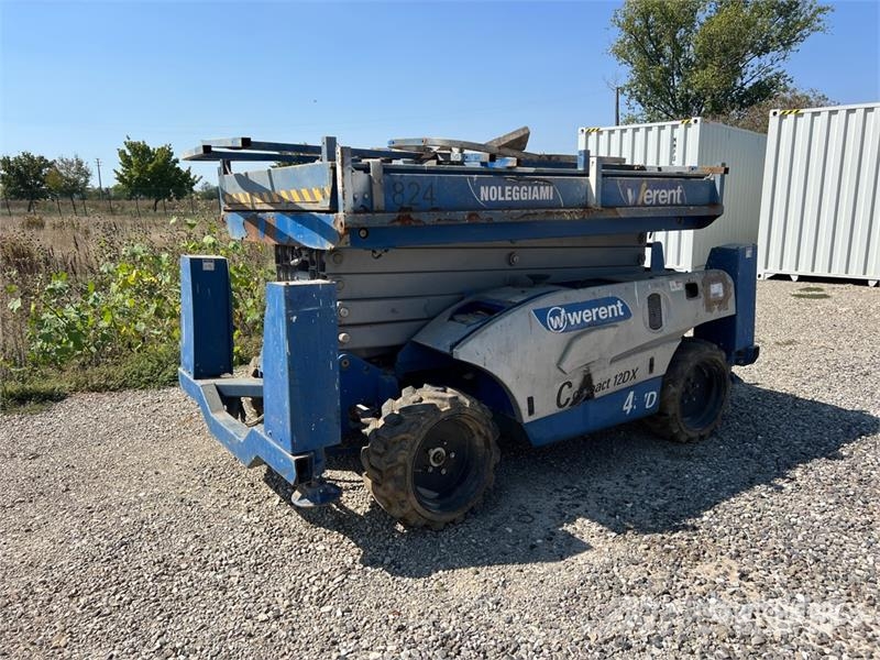 Haulotte Compact12DX Diesel Scissor Lift (Inoperable) Saxlifte