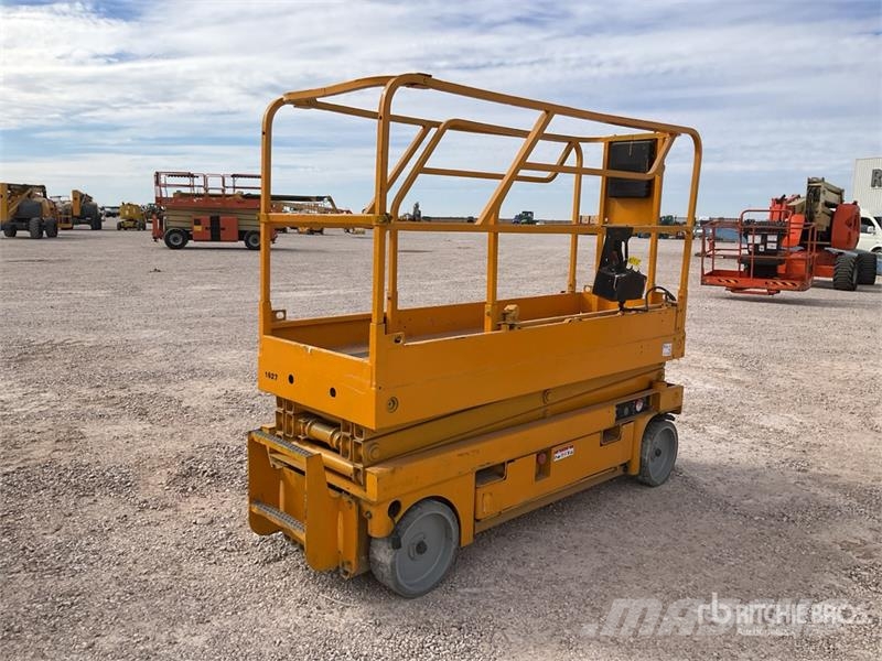 Haulotte COMPACT8 8 Mts Electric Scissor Lift Saxlifte