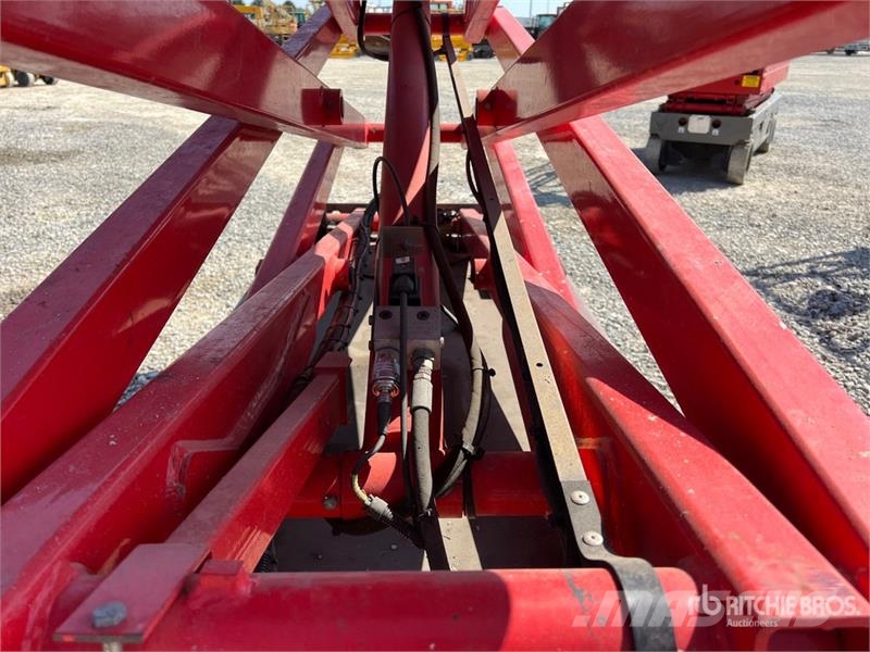 Haulotte COMPACT8 Electric Scissor Lift Škarjaste dvižne ploščadi