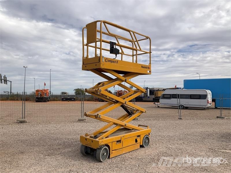 Haulotte COMPACT8 Electric Scissor Lift Saxlifte