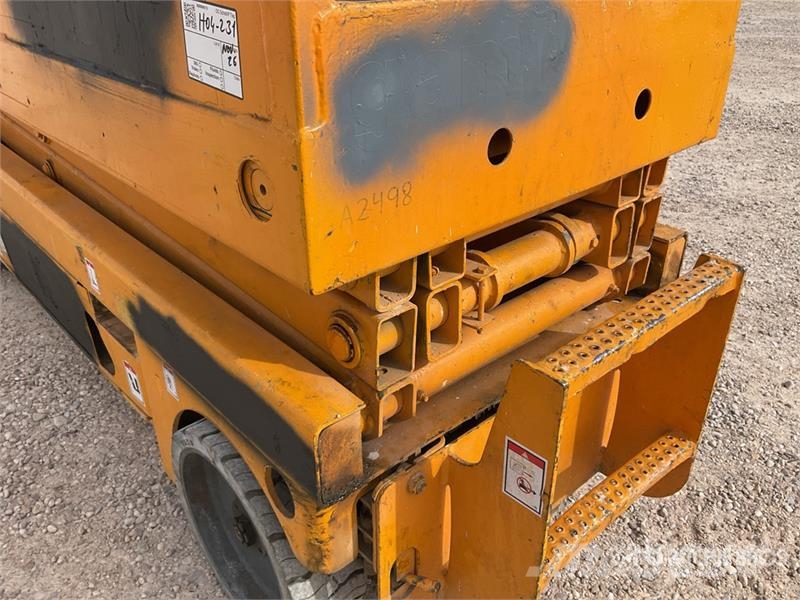 Haulotte COMPACT8 Electric 8 Mts Electric Scissor Lift Saxlifte