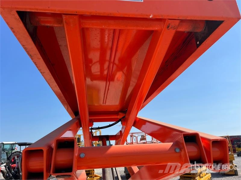 Haulotte COMPACT8 Electric Scissor Lift Saxlifte