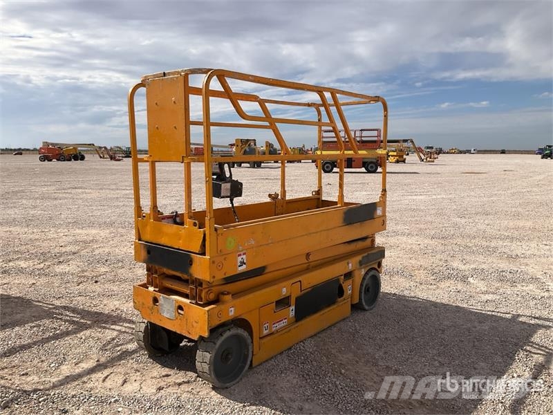 Haulotte COMPACT8 Electric 8 Mts Electric Scissor Lift Saxlifte