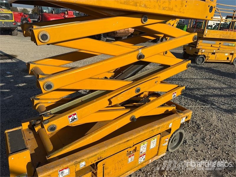 Haulotte COMPACT8 Electric Scissor Lift Scissor lifts