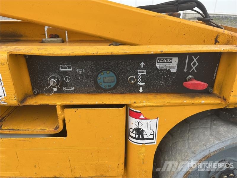 Haulotte COMPACT8 Electric Scissor Lift Scheren-Arbeitsbühnen