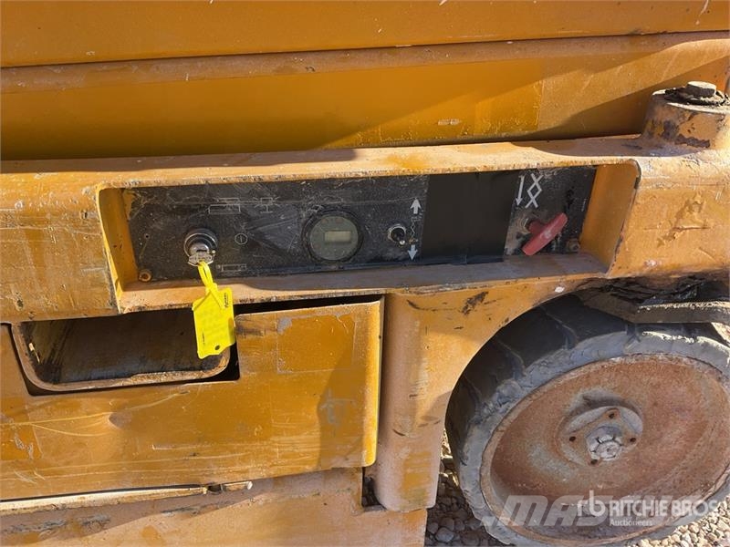 Haulotte COMPACT8 Electric Scissor Lift Saxlifte