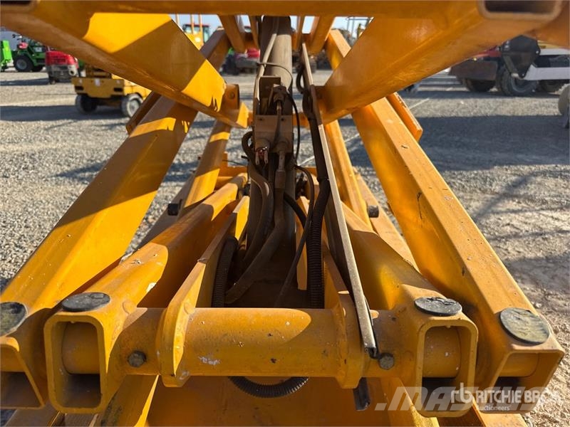 Haulotte COMPACT8 Electric Scissor Lift Scissor lifts