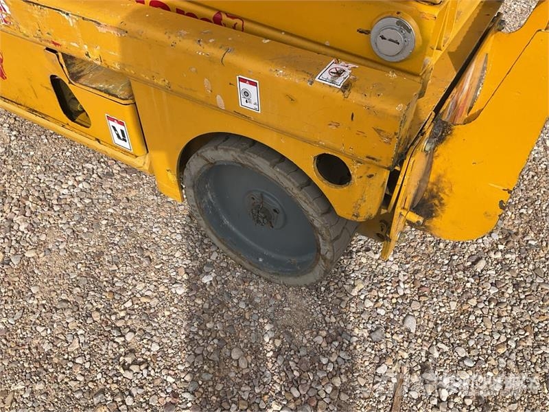 Haulotte COMPACT8 Electric Scissor Lift Saxlifte