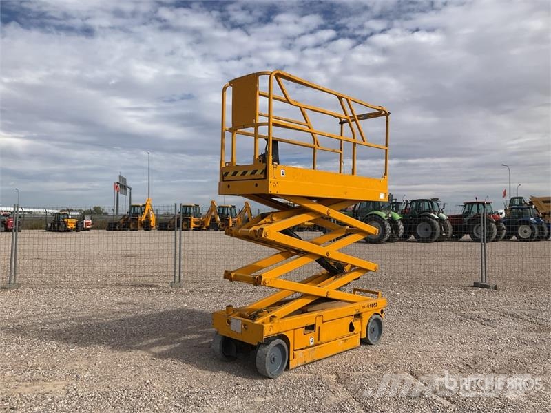 Haulotte COMPACT8 Electric 8 Mts Electric Scissor Lift Saxlifte