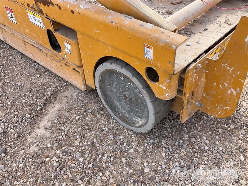 Haulotte COMPACT8 Electric Scissor Lift Saxlifte