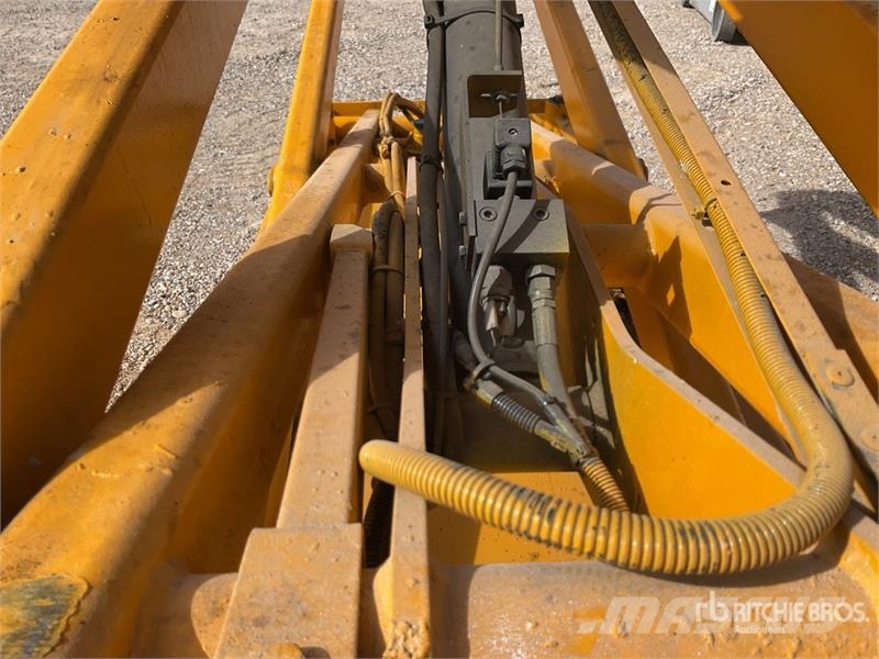 Haulotte COMPACT8 Electric 8 Mts Electric Scissor Lift Saxlifte