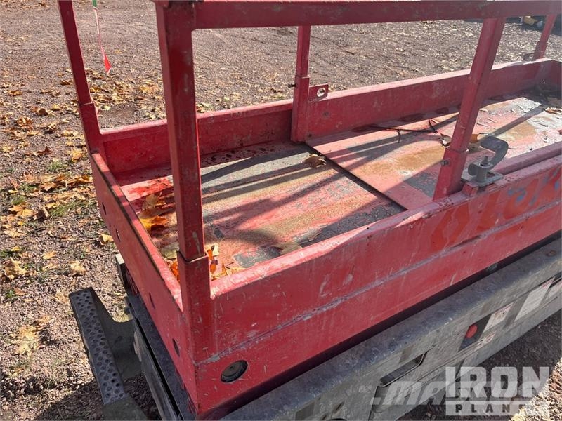 Haulotte COMPACT8 Electric Scissor Lift Šķerveida pacēlāji