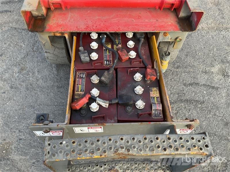 Haulotte COMPACT8 Electric Electric Scissor Lift Käärtõstukid