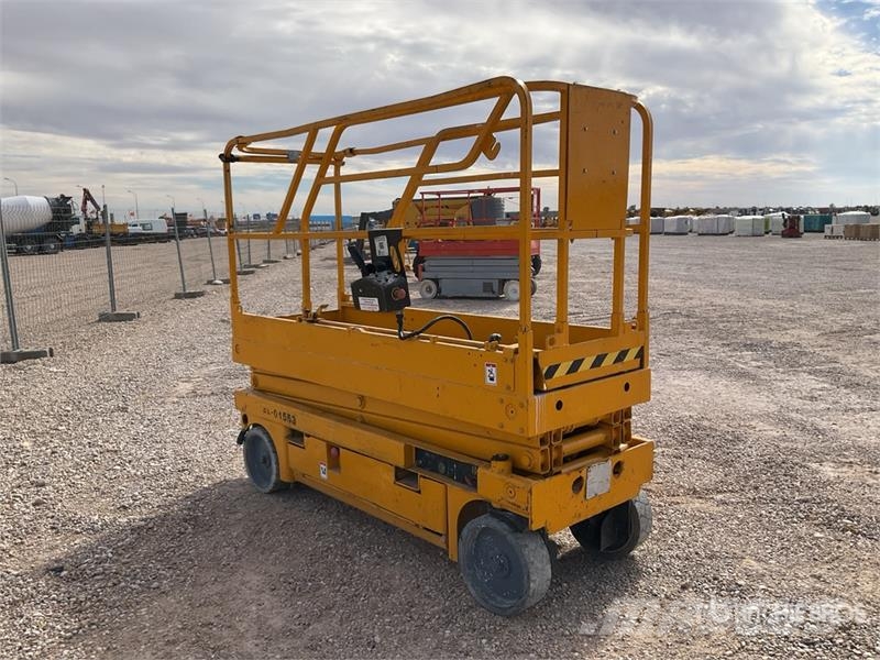 Haulotte COMPACT8 Electric 8 Mts Electric Scissor Lift Saxlifte
