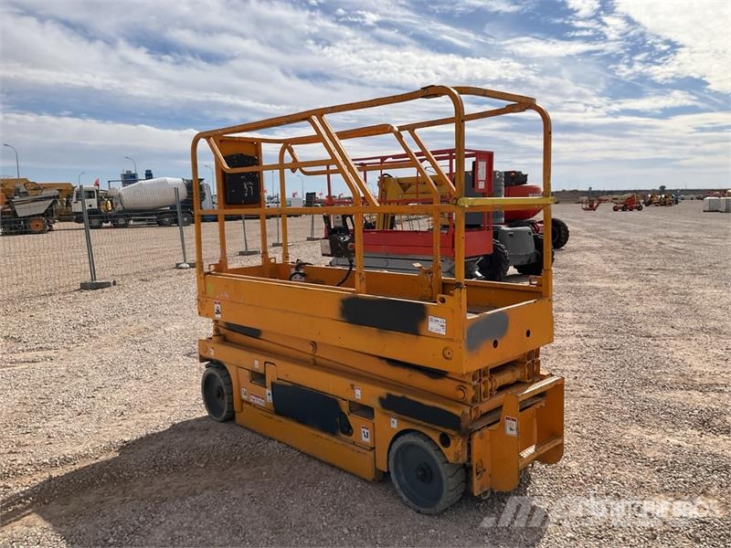 Haulotte COMPACT8 Electric 8 Mts Electric Scissor Lift Saxlifte