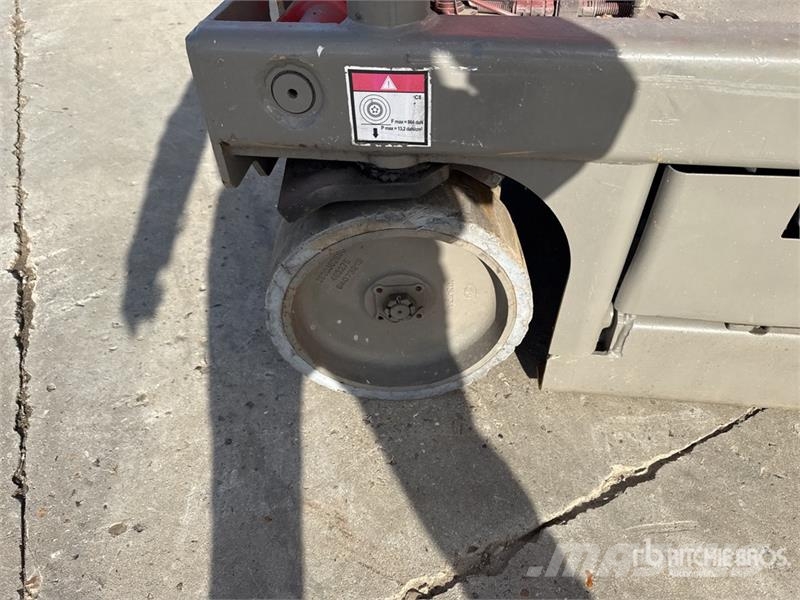 Haulotte COMPACT8 Electric Nacelle Ciseau Scissor Lift Nůžková zvedací plošina