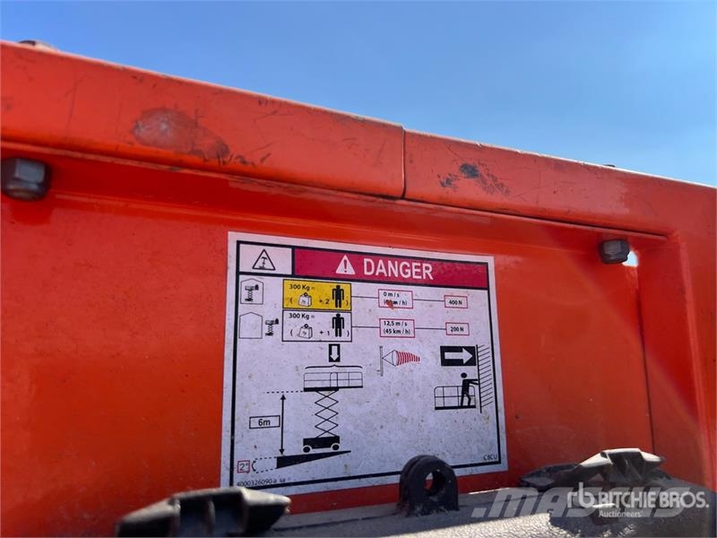 Haulotte COMPACT8 Electric Scissor Lift Saxlifte