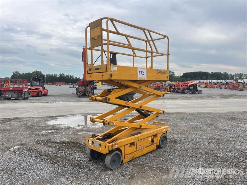 Haulotte COMPACT8 Electric Scissor Lift Scheren-Arbeitsbühnen