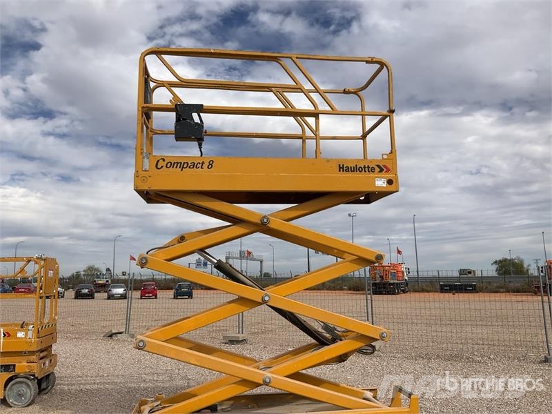 Haulotte COMPACT8 Electric Scissor Lift Saxlifte
