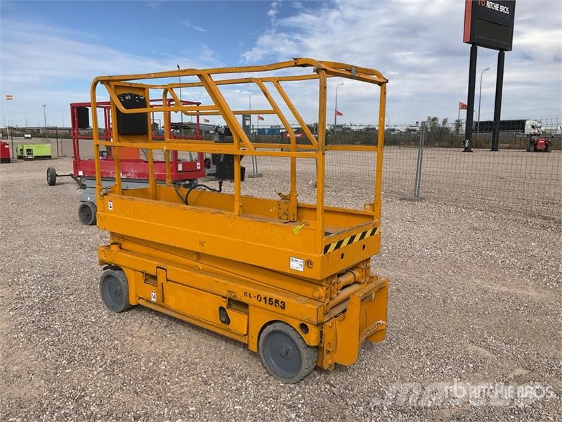 Haulotte COMPACT8 Electric 8 Mts Electric Scissor Lift Saxlifte