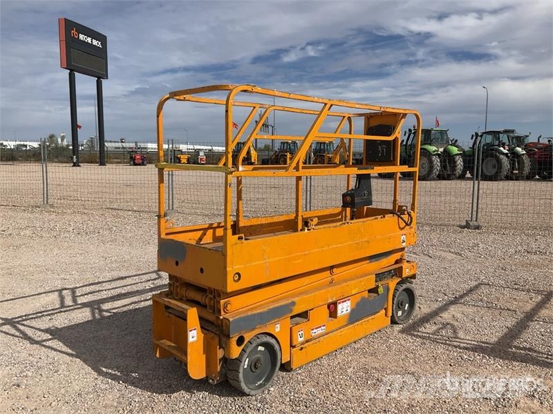 Haulotte COMPACT8 Electric 8 Mts Electric Scissor Lift Saxlifte
