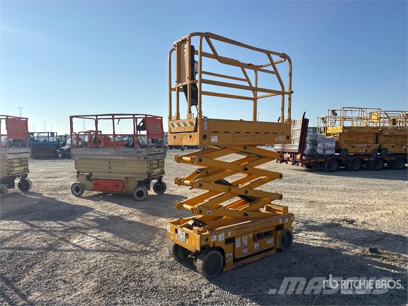 Haulotte COMPACT8 Electric Scissor Lift Scissor lifts