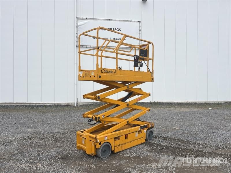 Haulotte COMPACT8 Electric Scissor Lift Scheren-Arbeitsbühnen
