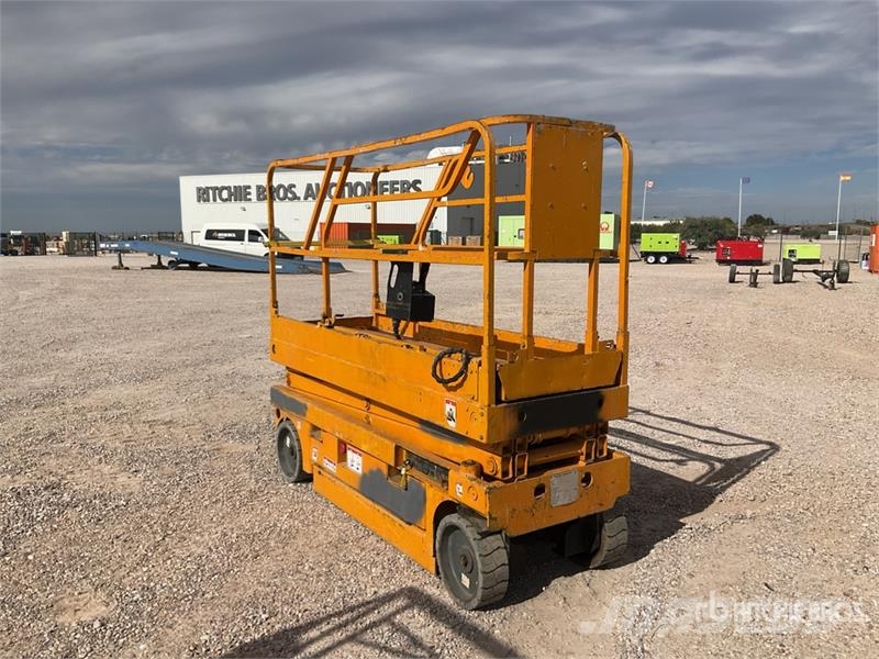 Haulotte COMPACT8 Electric 8 Mts Electric Scissor Lift Saxlifte