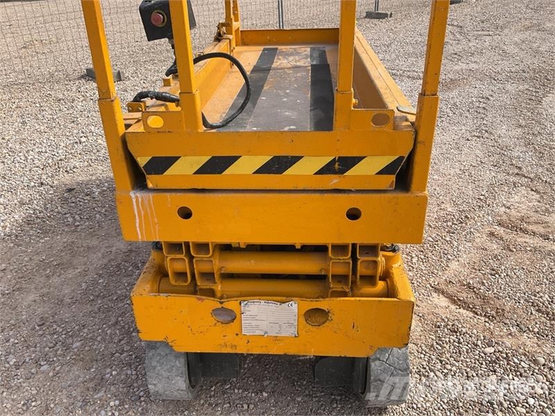 Haulotte COMPACT8 Electric 8 Mts Electric Scissor Lift Saxlifte