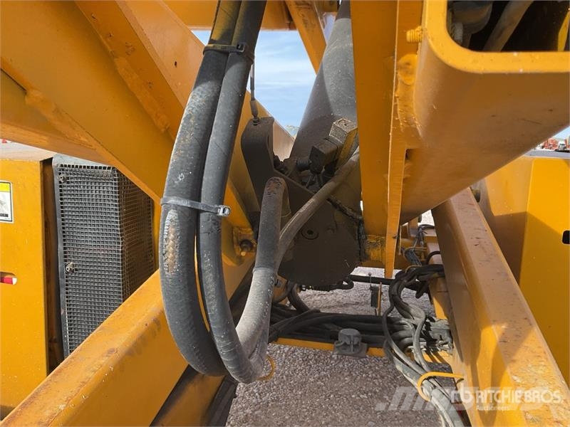 Haulotte H12SX 4x4 Diesel Scissor Lift رافعات مقصية الشكل