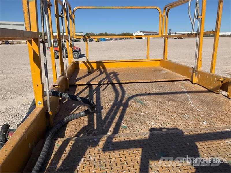 Haulotte H12SX 4x4 Diesel Scissor Lift Scissor lifts