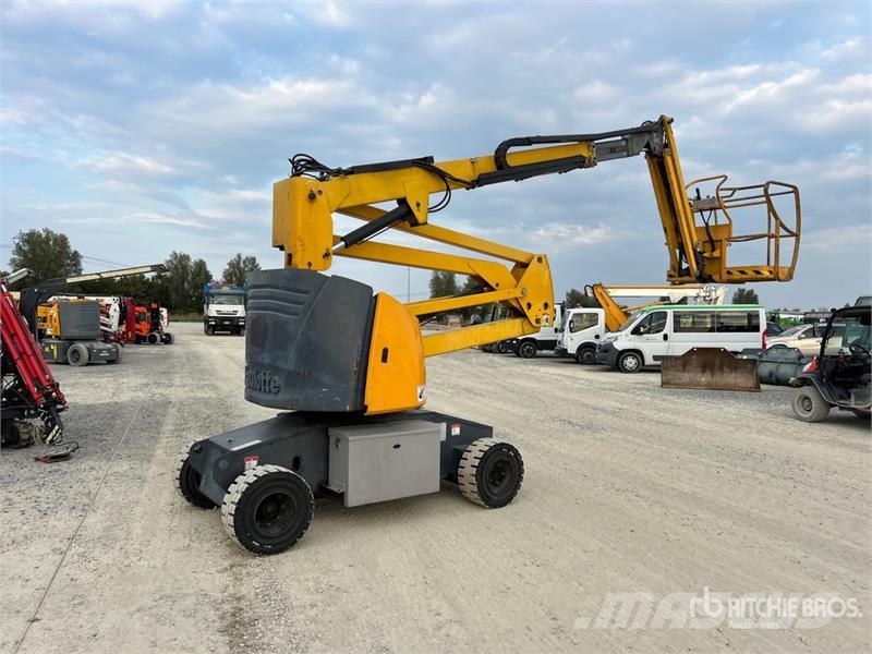 Haulotte H15IP Electric Articulating Boom Lift 曲臂高空工作平台