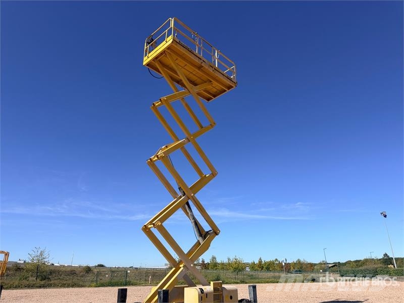 Haulotte H15SX 4x4 Scissor Lift Schaarhoogwerkers