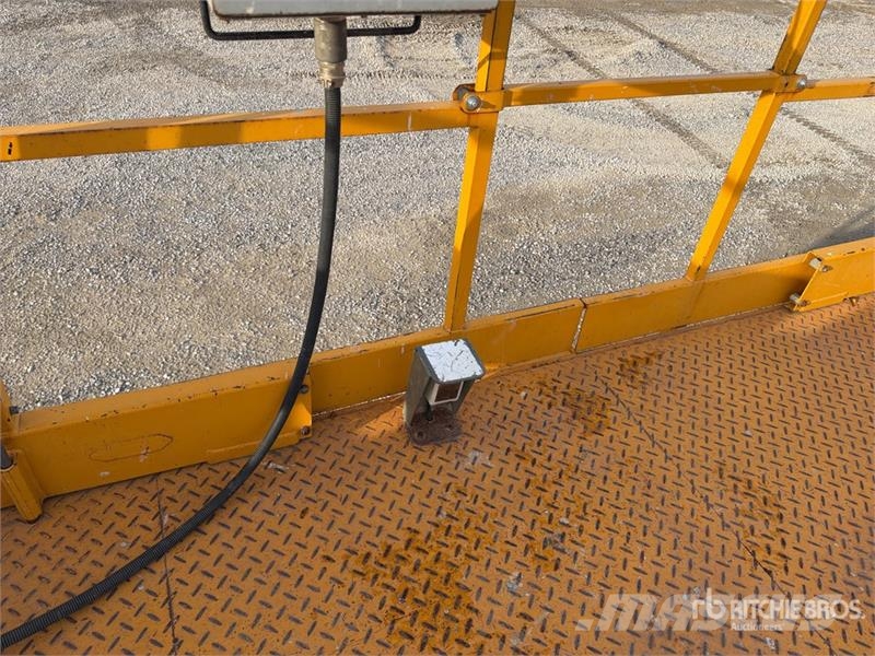Haulotte H18S XL 4x4 Scissor Lift Podnośniki nożycowe