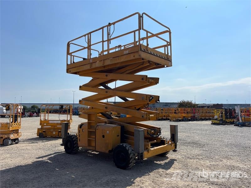 Haulotte H18SX Diesel Scissor Lift Scissor lifts