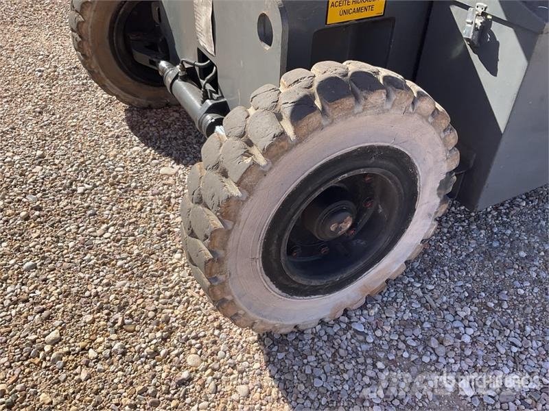 Haulotte HA12IP 2WD Electric Articulating Boom Lift Bomlifte med knækarm