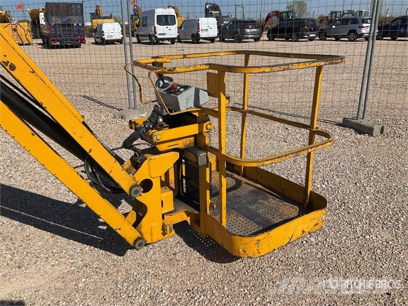 Haulotte HA12IP 2WD Electric Articulating Boom Lift Ανυψωτήρες με αρθρωτό βραχίονα