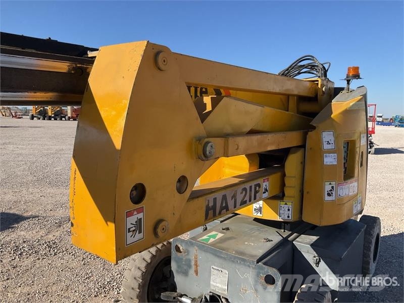 Haulotte HA12IP 2WD Electric 12 mts Electric Articulating B Bomlifte med knækarm