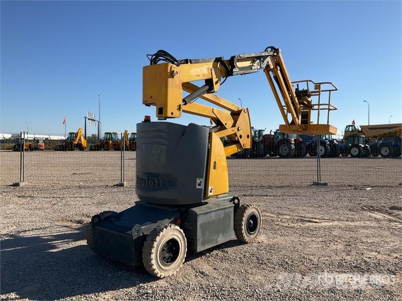 Haulotte HA12IP 2WD Electric 12 mts Electric Articulating B Bomlifte med knækarm