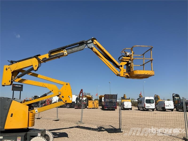 Haulotte HA12IP 2WD Electric Articulating Boom Lift Ανυψωτήρες με αρθρωτό βραχίονα